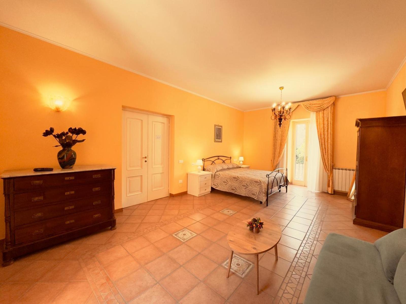 Casa Pepe - Fondi Vertice Rooms Ngoại thất bức ảnh