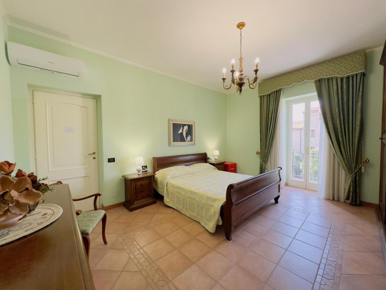 Casa Pepe - Fondi Vertice Rooms Ngoại thất bức ảnh