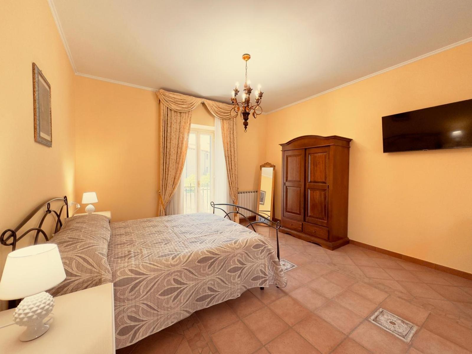 Casa Pepe - Fondi Vertice Rooms Ngoại thất bức ảnh